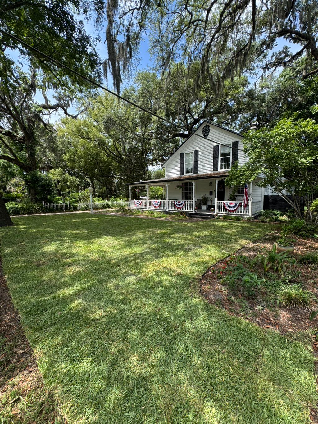 Now, this is the new yard in Gary’s house.