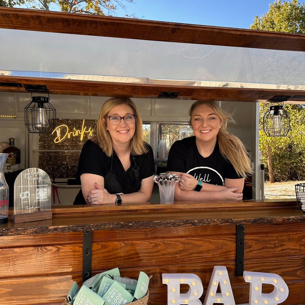 Well On Wheels Mobile Bar & Beverage Service