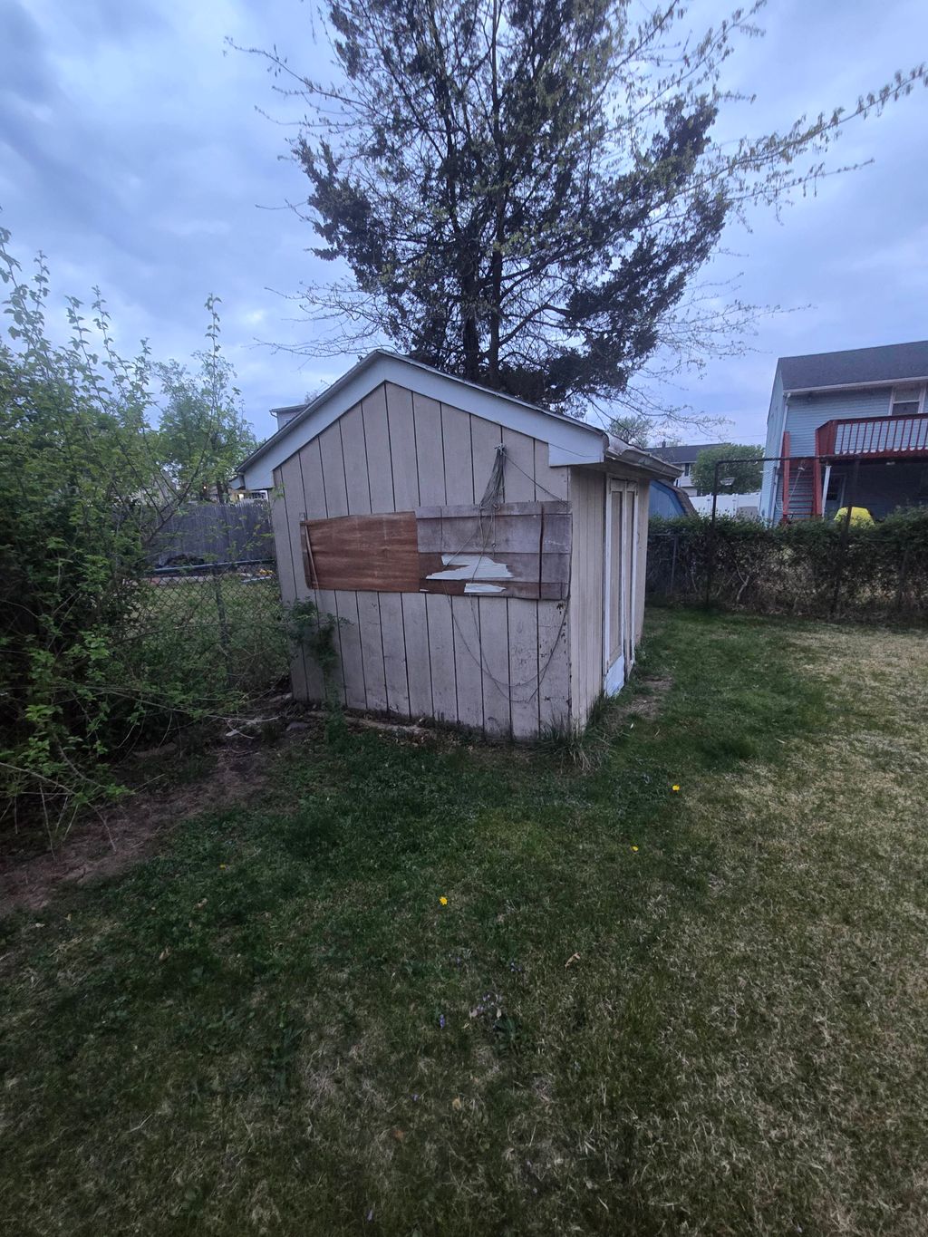 Siding and roof. Pistacaway.  Before