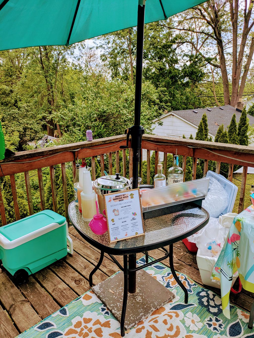 A great simple bar setup can work for any party