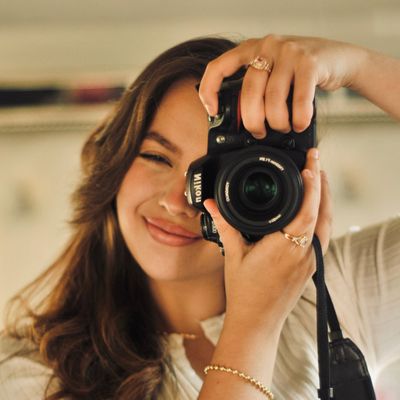 Avatar for Petal of Light Photography