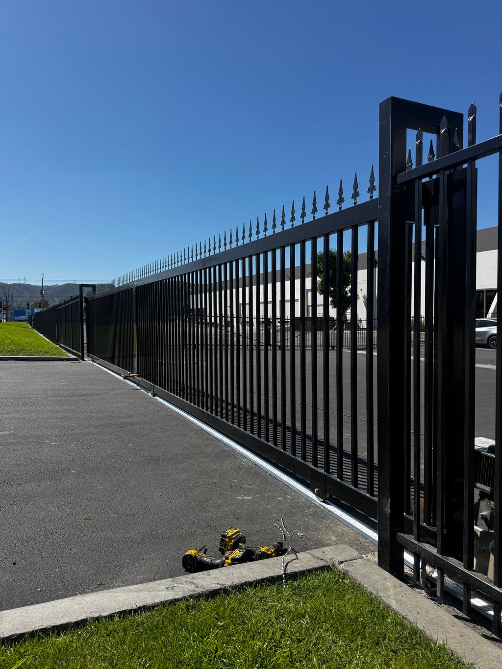 6FT IRON GATE