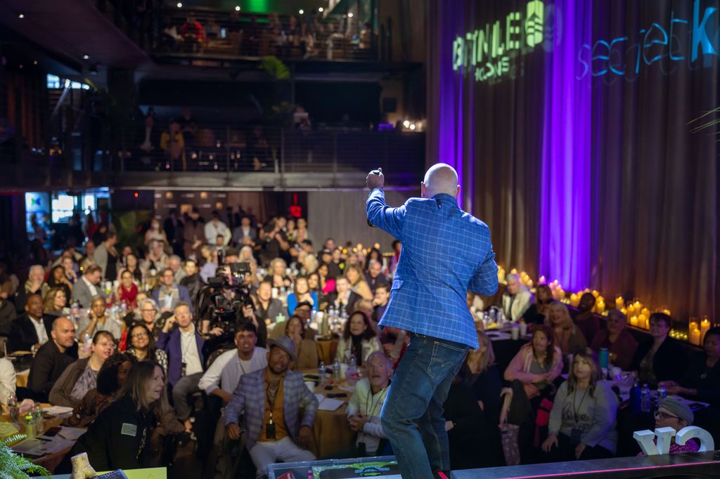Corporate Event, Celebrity, Speaker, Stage Shot