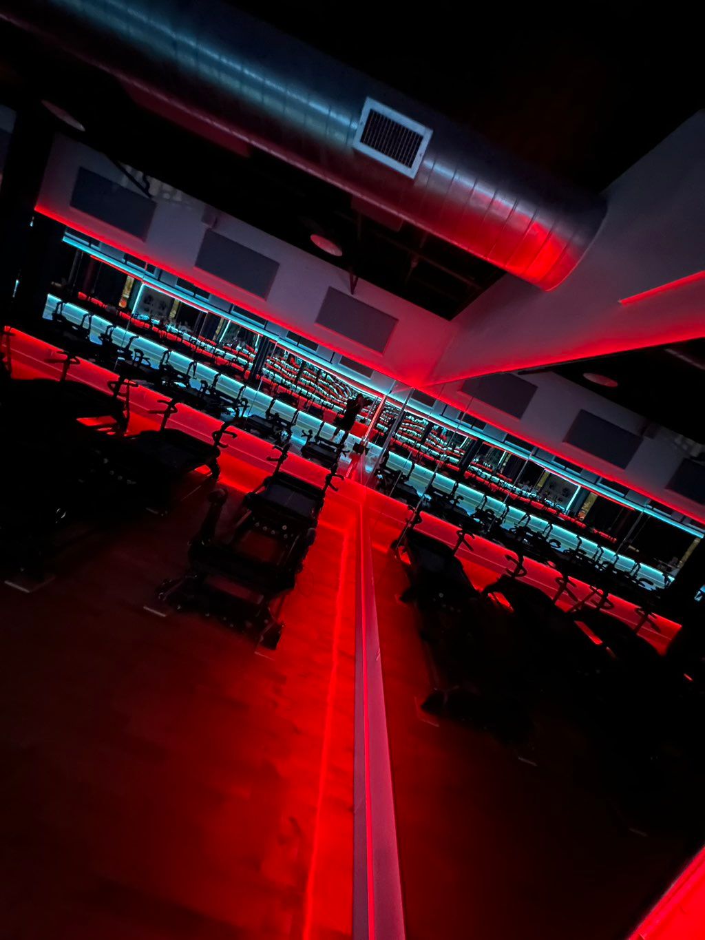LED light installation for a pilates studio in Riv