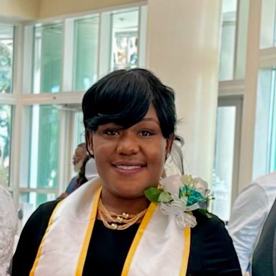 Avatar for Klassique Wedding Officiant/Notary