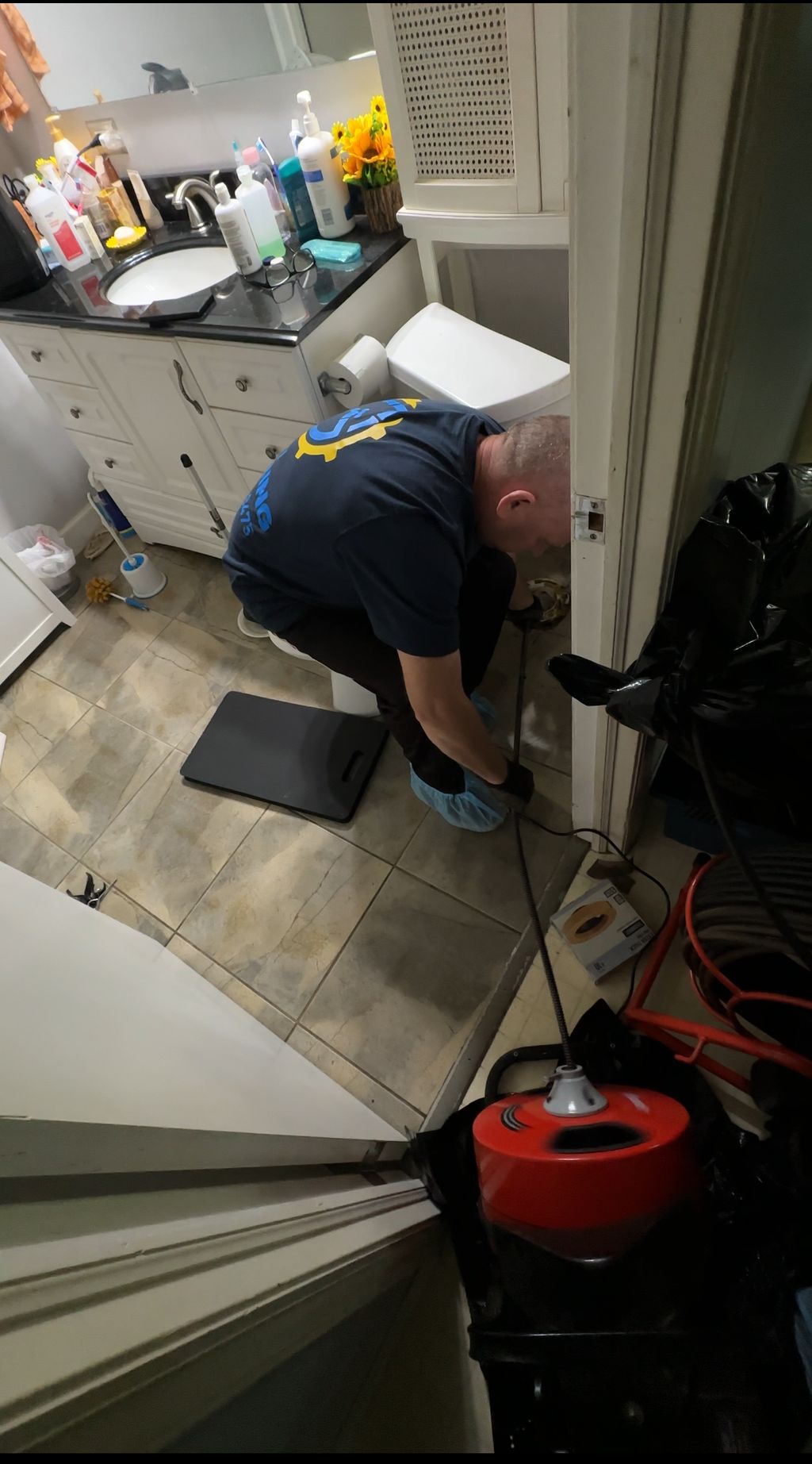 Sewer Line Snaking – Fast & Effective Clog Removal