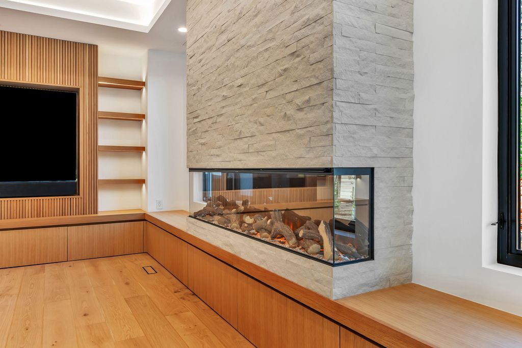 Fireplace surround