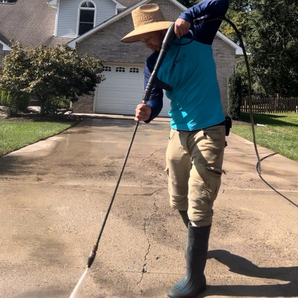 Deluxe exterior power wash