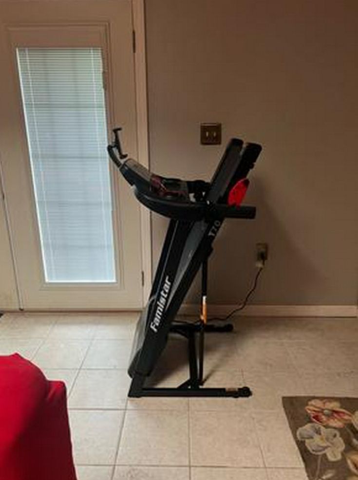 Exercise equipment assembly 