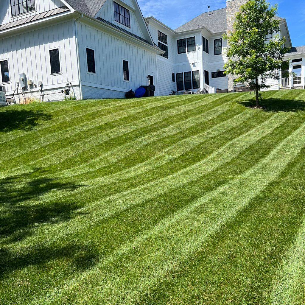 Jason’s lawn service