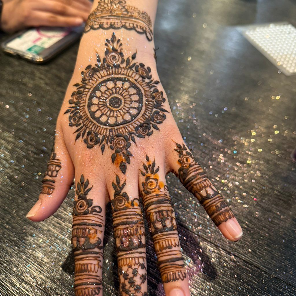 Henna creations by Maria