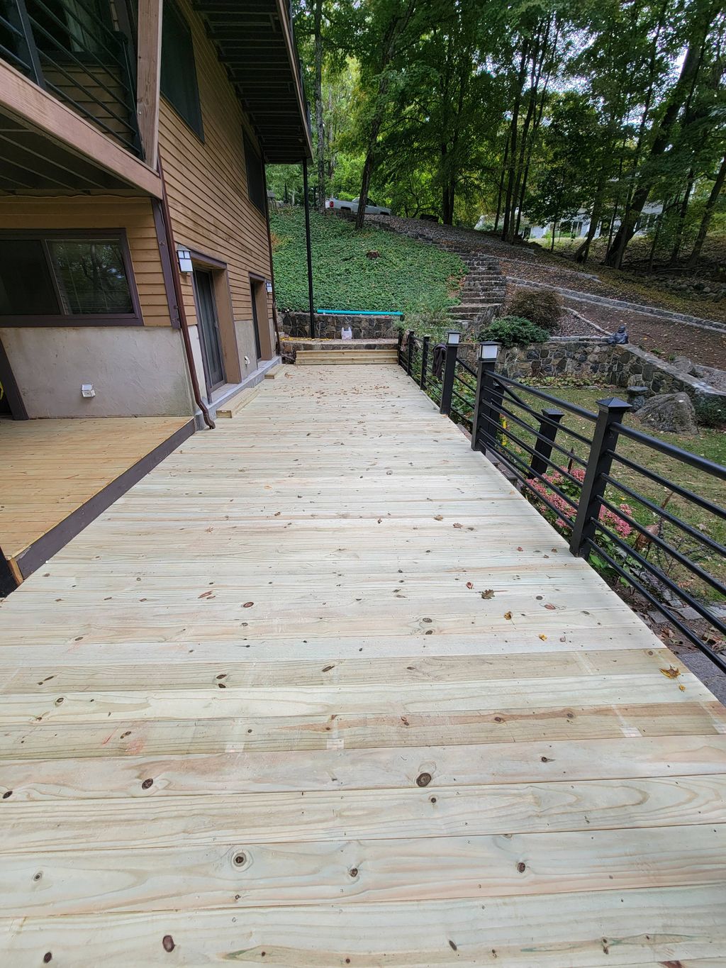 500sqf deck floor