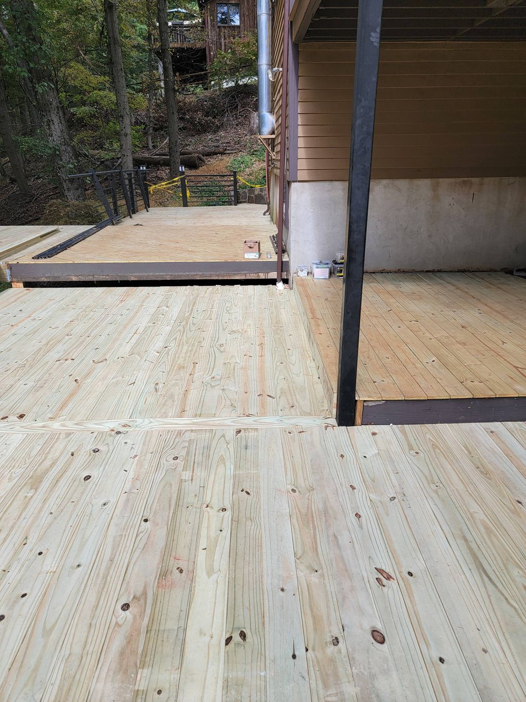 500sqf deck floor 