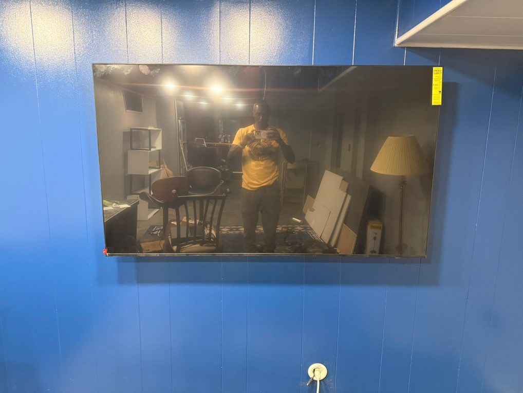 TV mounting 