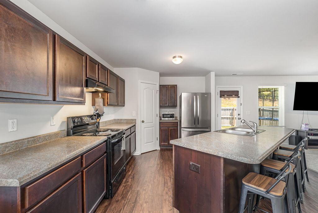 Interior Listing Photo