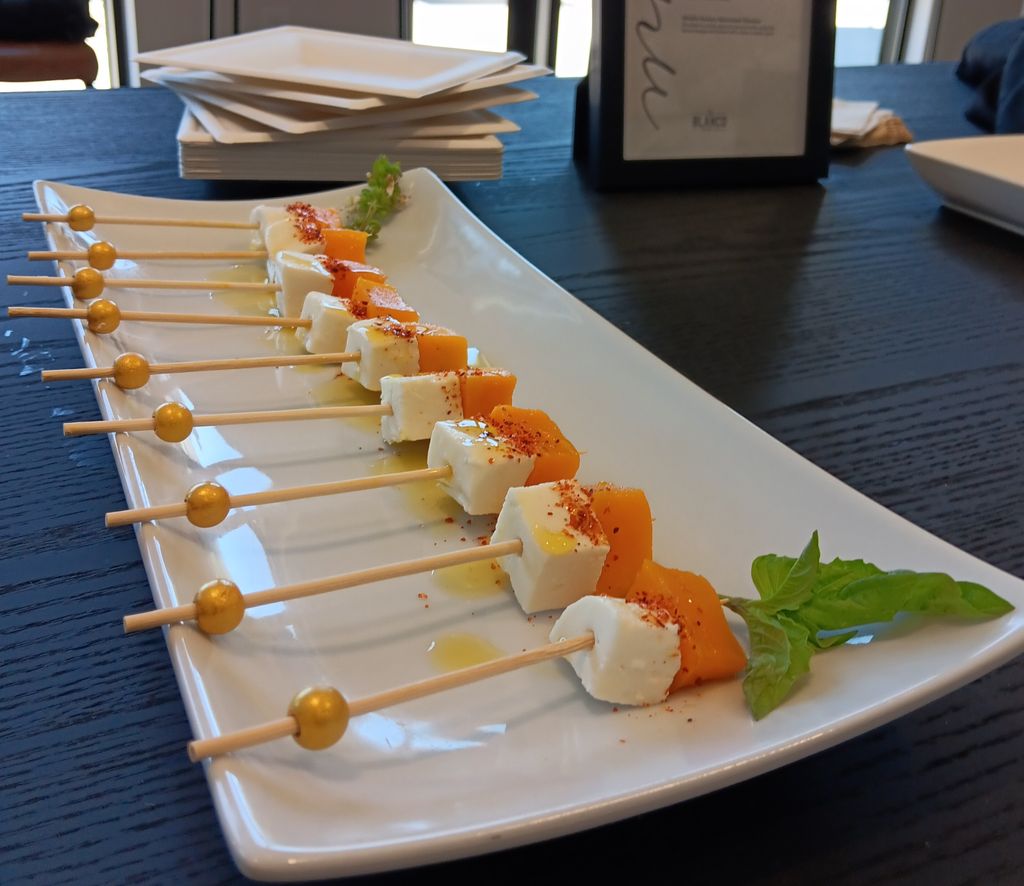 Caprese twist with mango and tahin