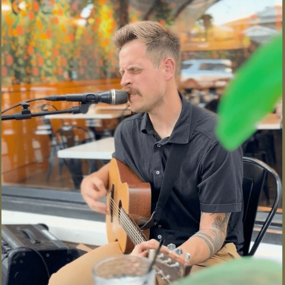 Adam Thomson Music