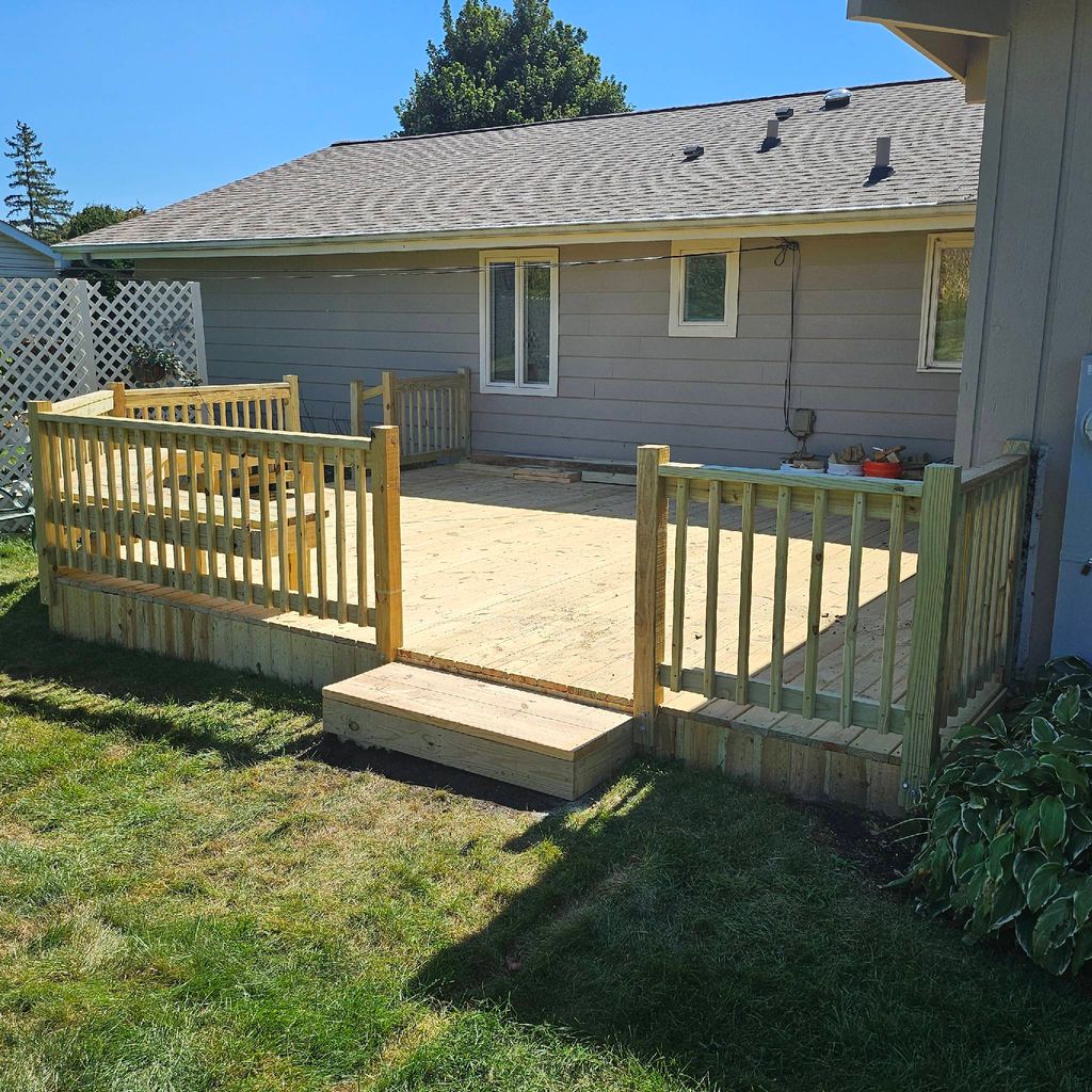 General Contractor/Deck Repair.