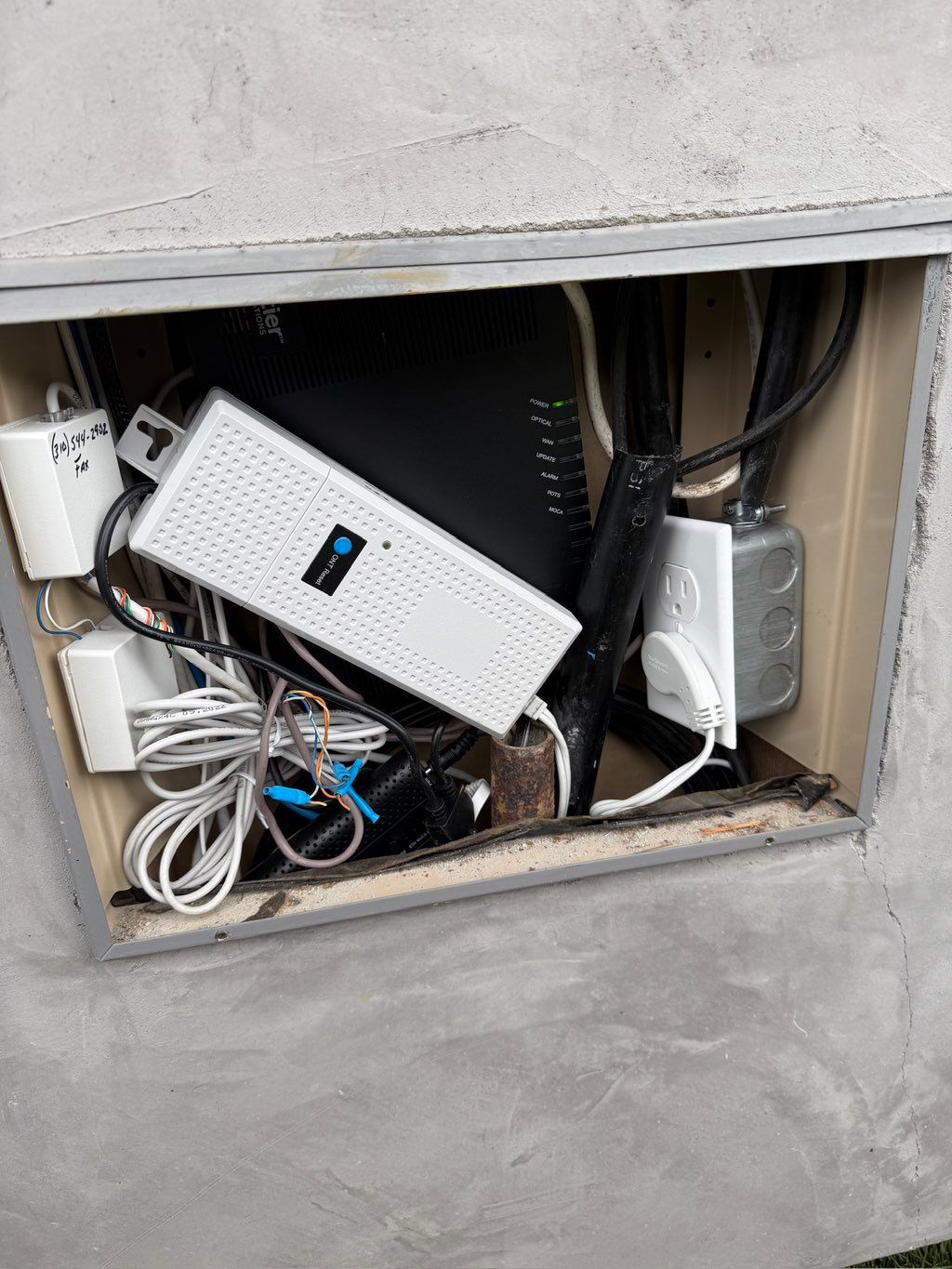 New outlet added for telephone box
