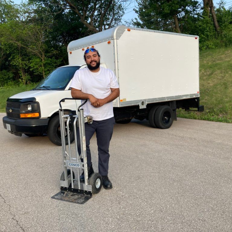 The Moving Friend
