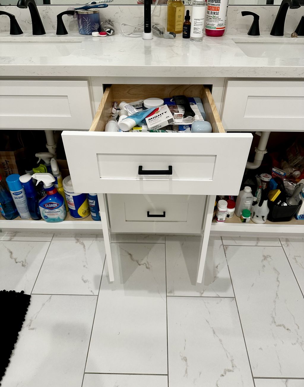 Bath Cabinet & Drawer - Before