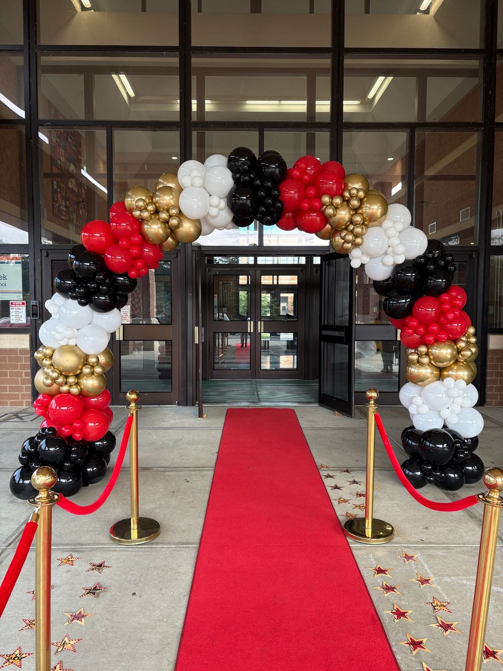 Red Carpet Balloon Arch