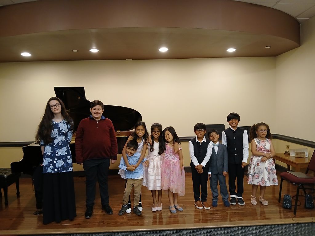 All performers, May Studio Party 2025.