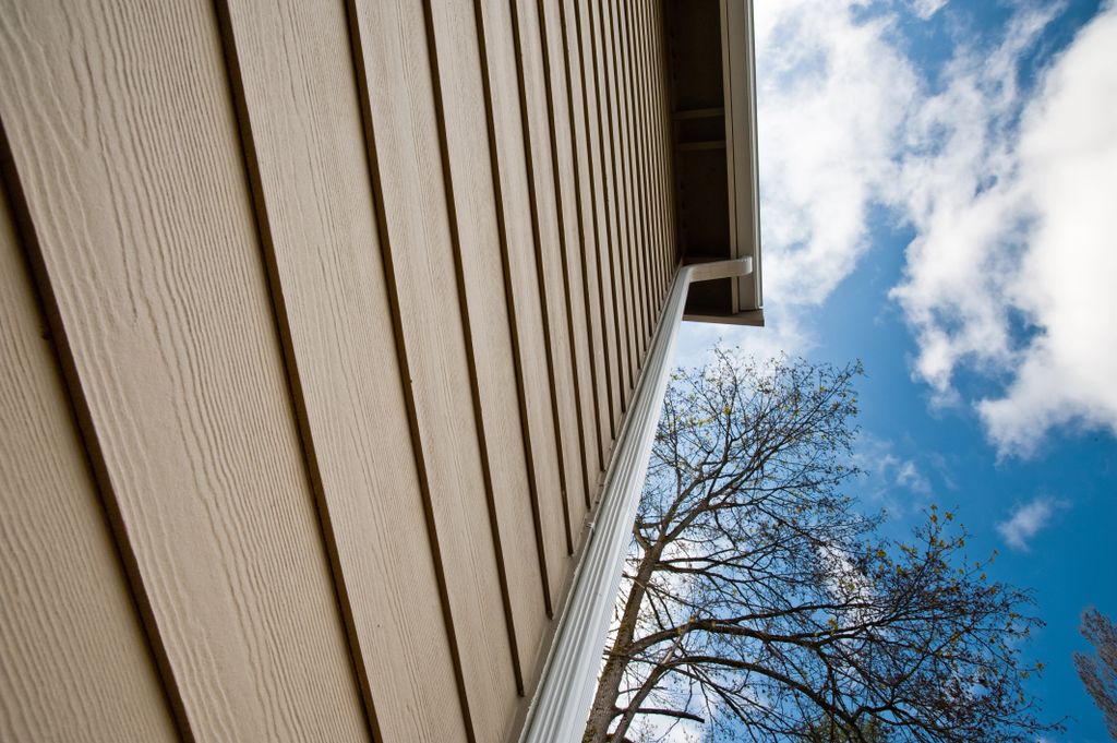 New siding project completed by Paragon Pro Constr