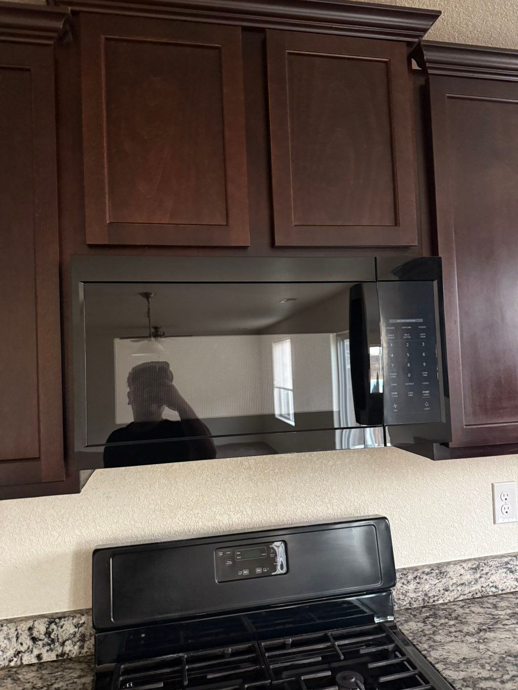 Microwave installation