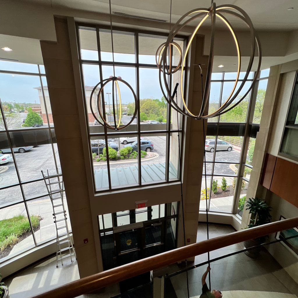 Cruz Commercial Property Services LLC