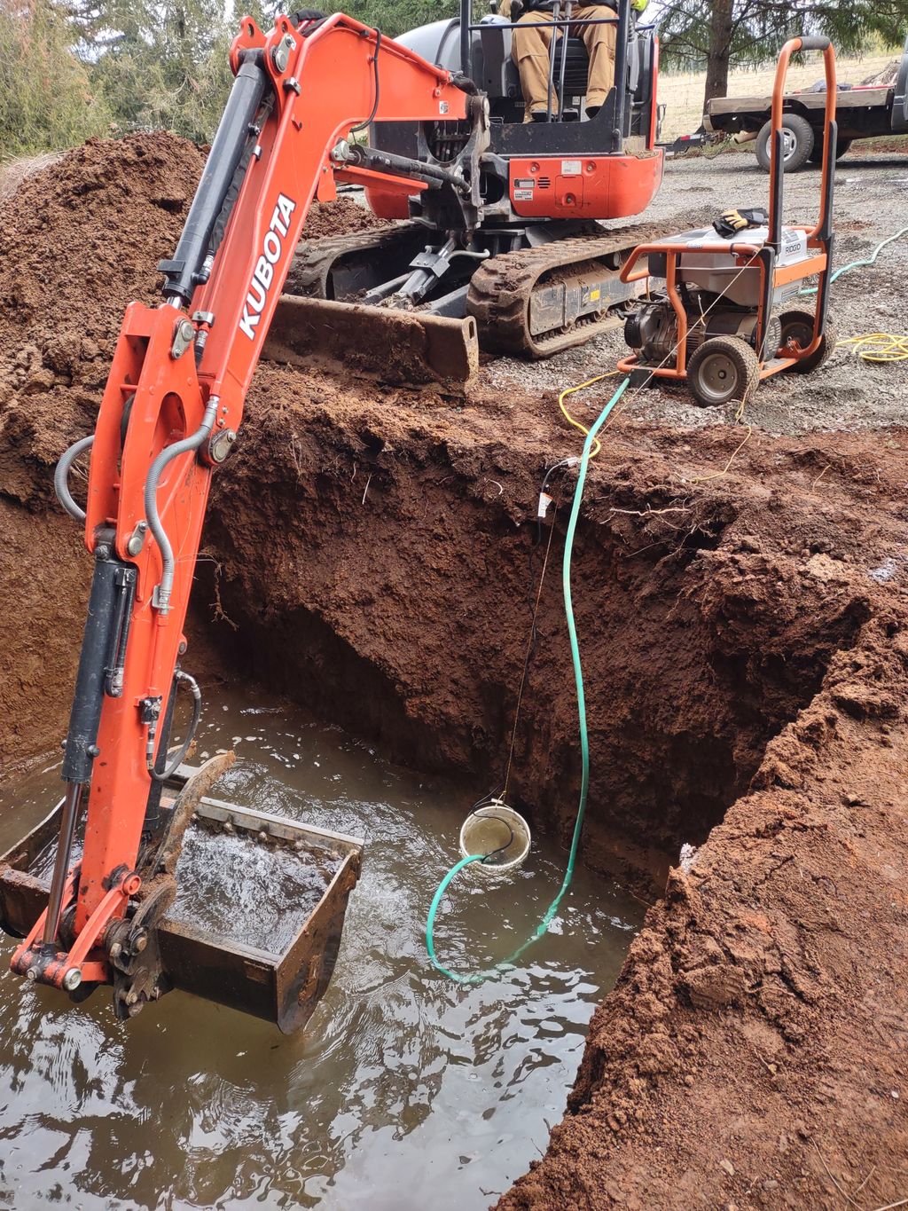 Septic system installation in Estacada Oregon. Hig