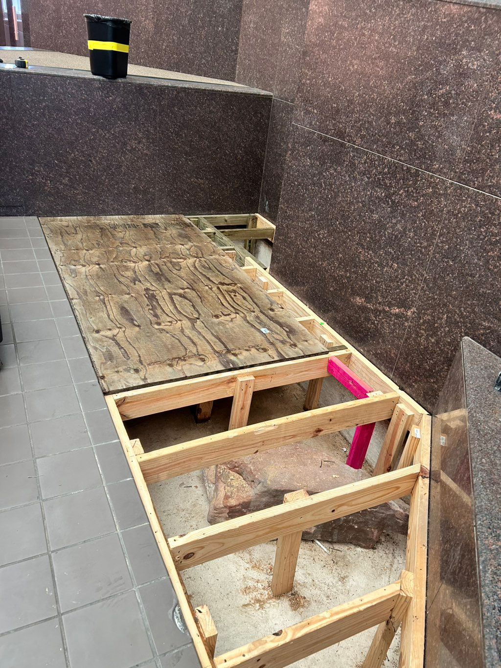 Job was 75% done here, already installing the plyw