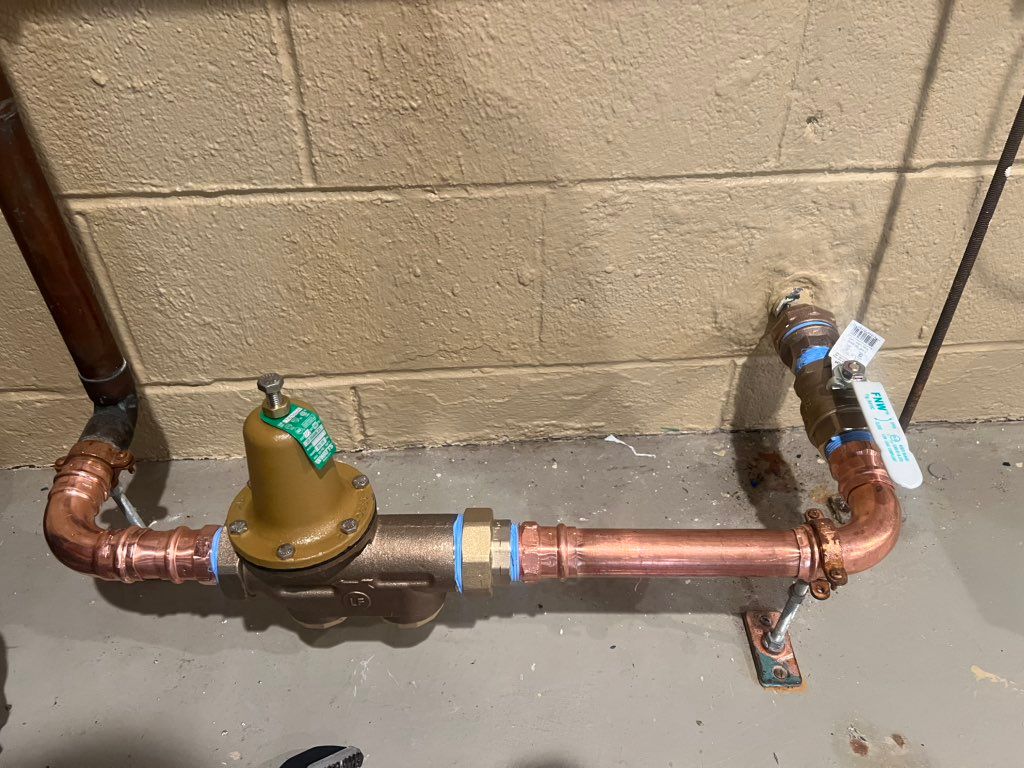 New water pressure regulator install/replacement