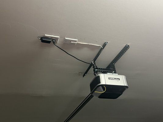 LiftMaster belt-drive opener install in Surprise, 