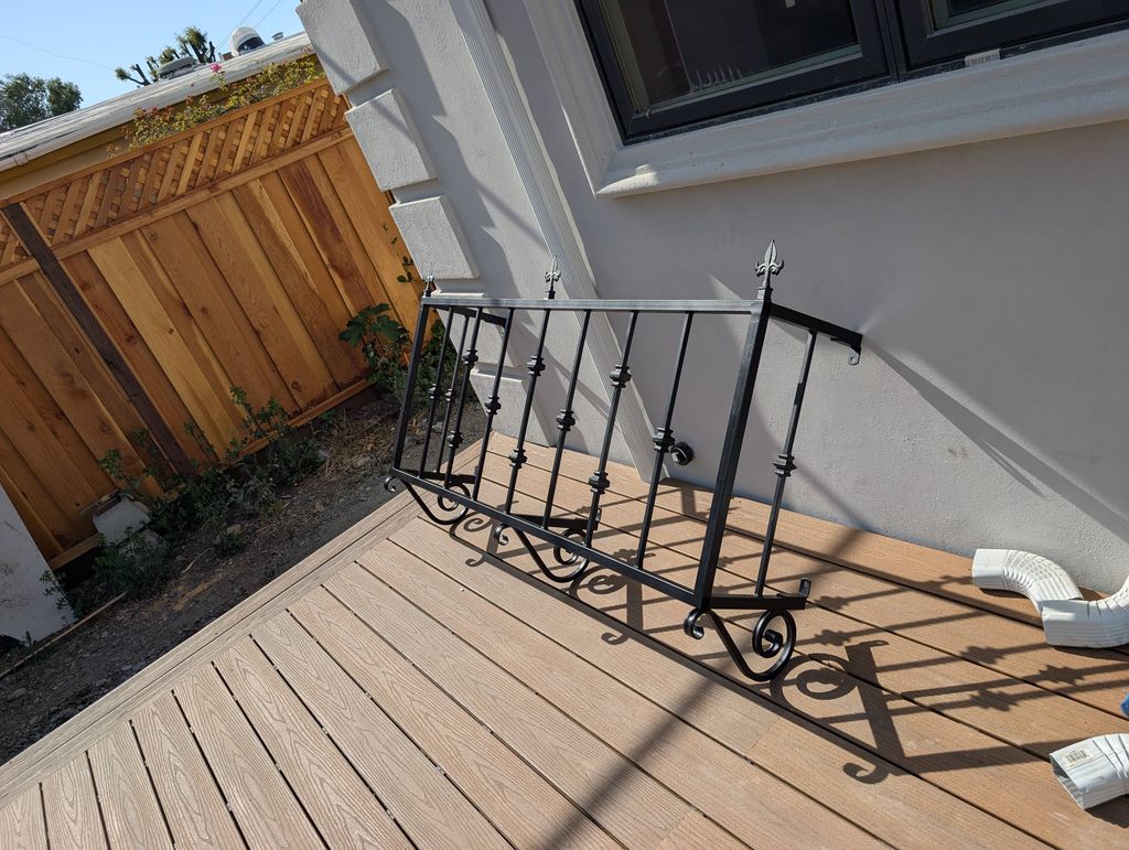 fabrication of decorative balconies and painting