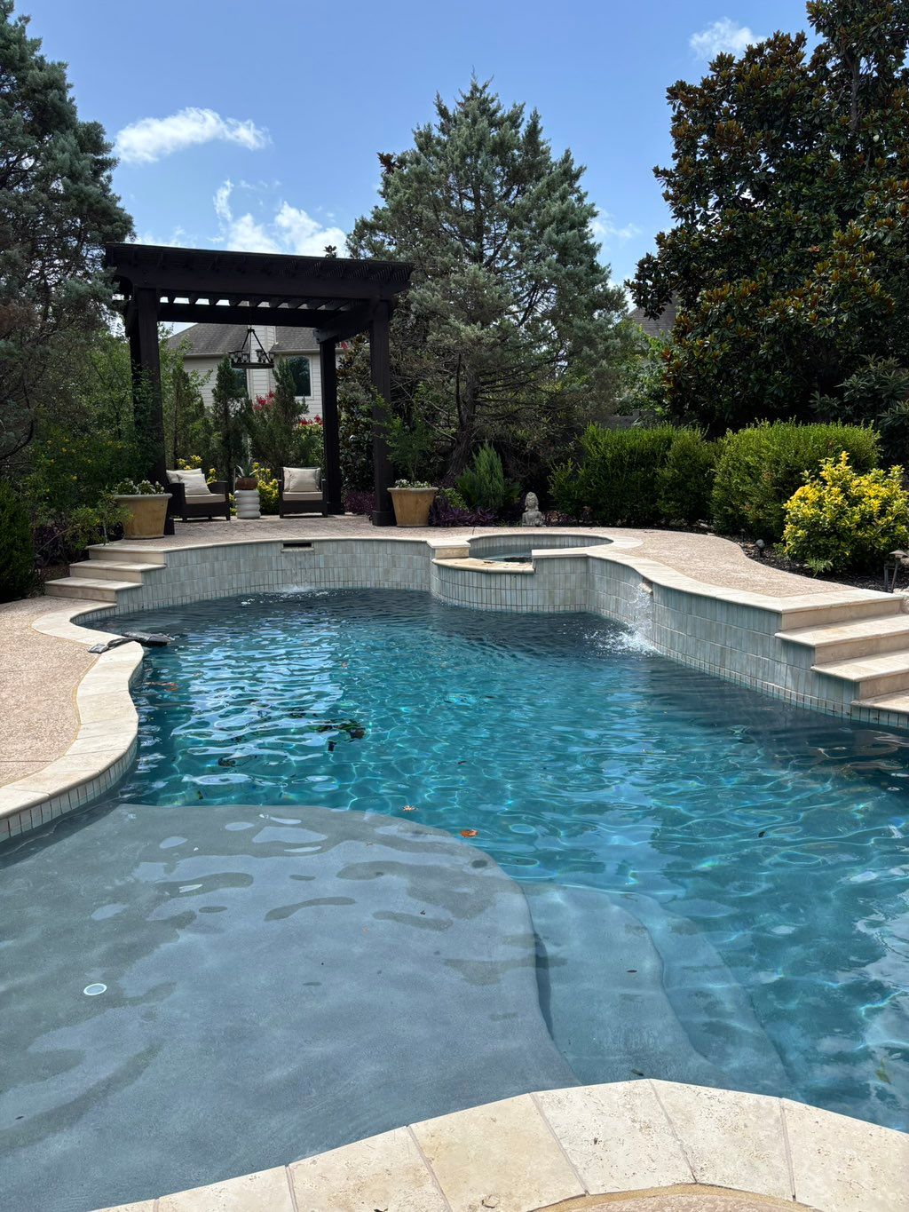 This pool we removed the old flagstone coping, til