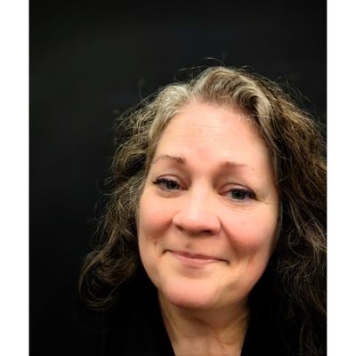 Avatar for EVI-VAE Photography