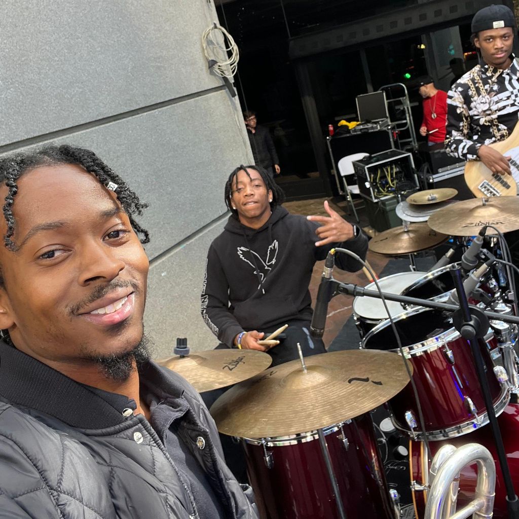 Groovy Groove Band