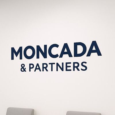 Avatar for Monca | Graphics & Web Design