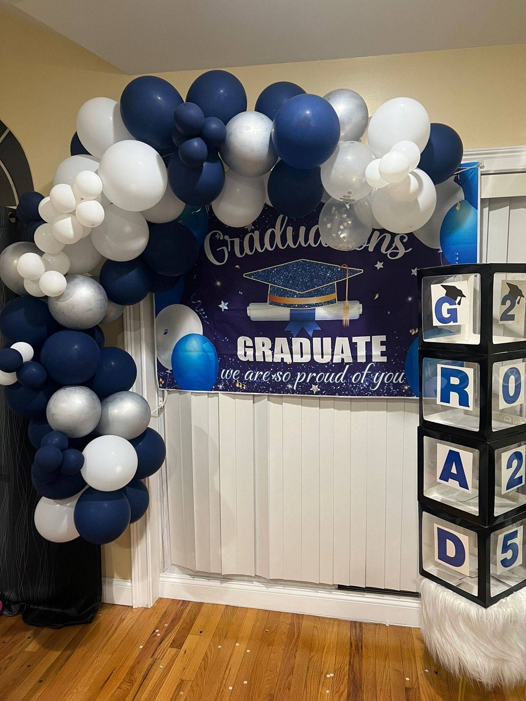 Graduation ceremony decor