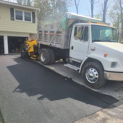 Avatar for Design Exteriors Asphalt Paving LLC