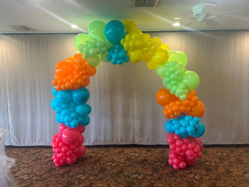 Organic balloon arch for a fiesta! 