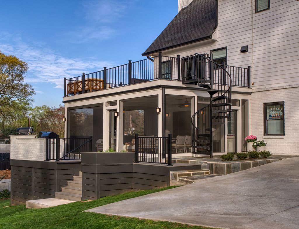 Screened Porch & Deck