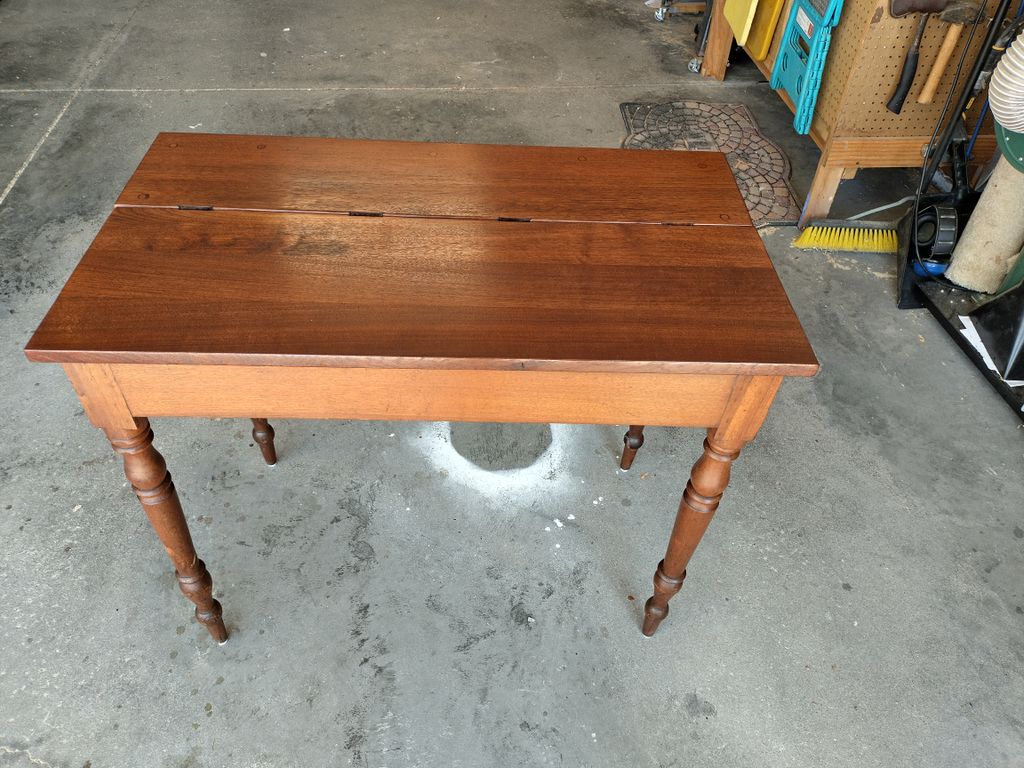 After some glue, clamps and Danish oil, it's ready
