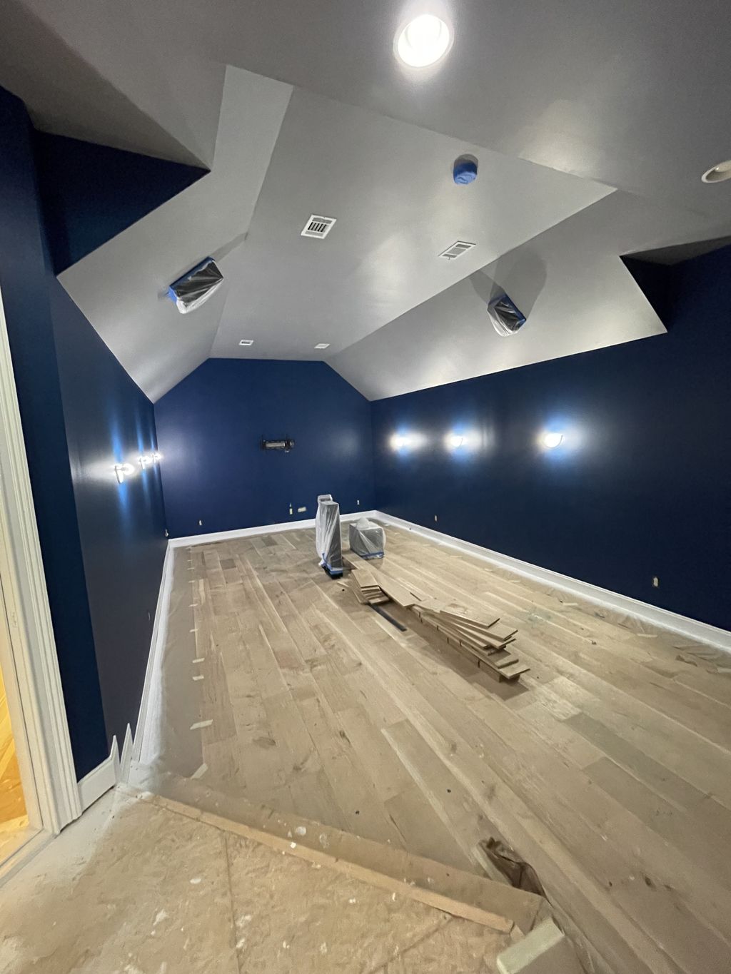 Brentwood, Full Home Interior