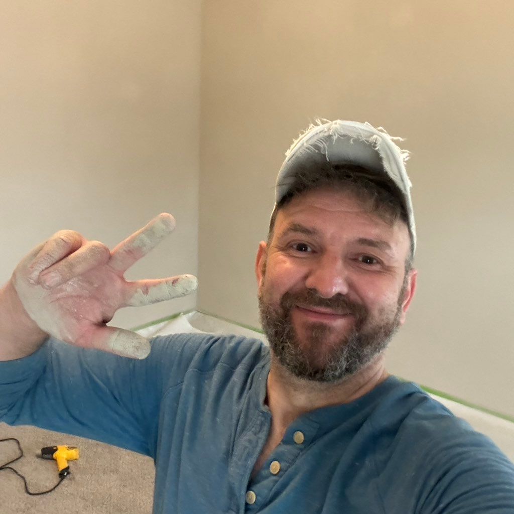 Family Handy Brush LLC