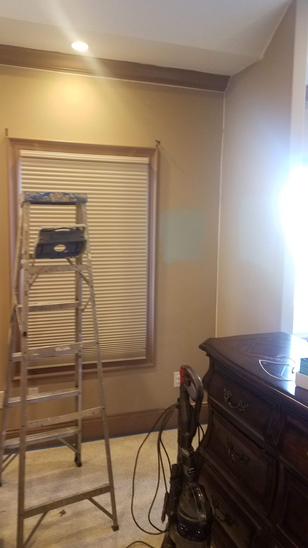 Bedroom trim and wall paint - Before
