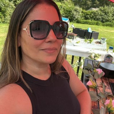 Avatar for Reyna's Cocktail Bar & Event Services