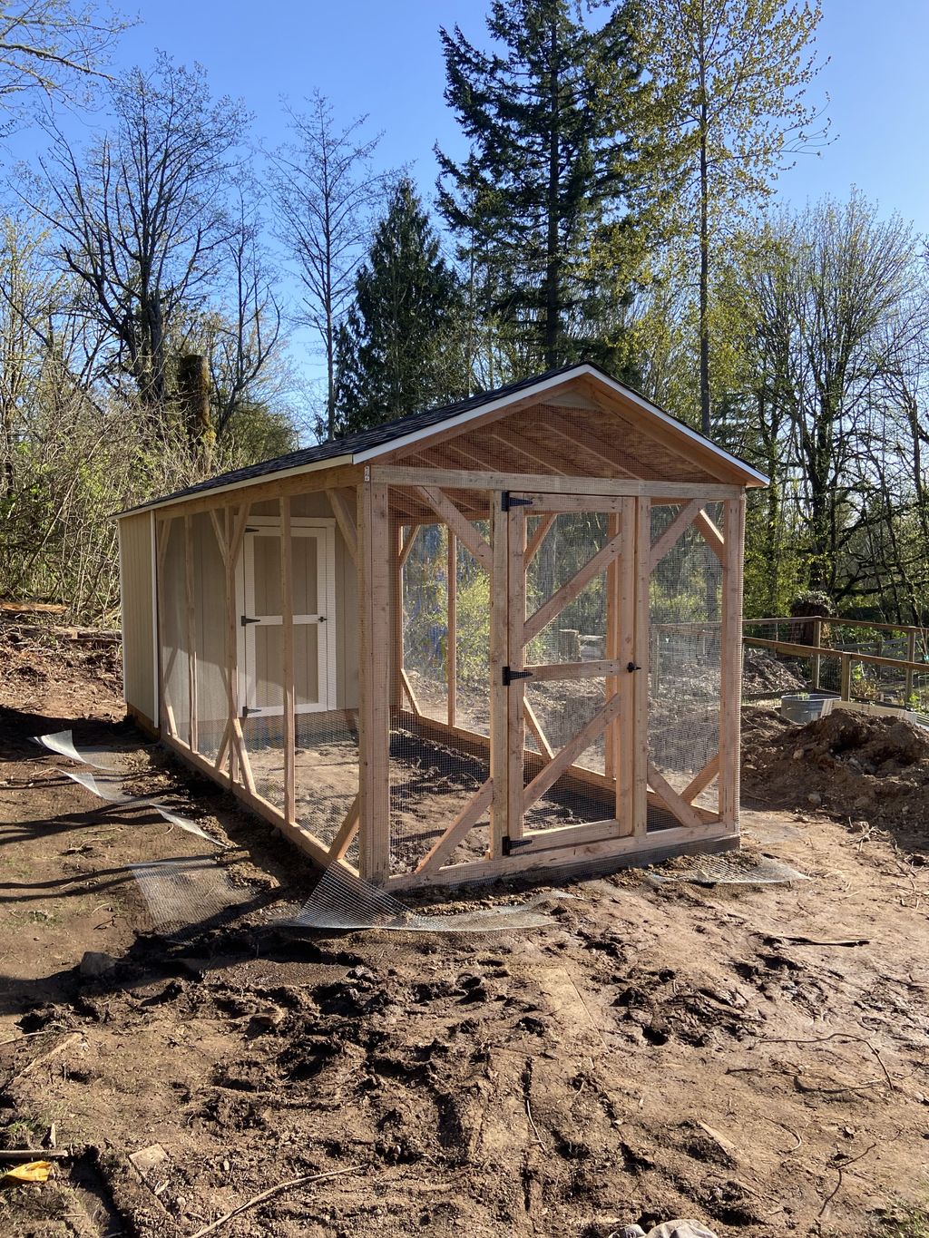 Large chicken coop for 15 chickens
