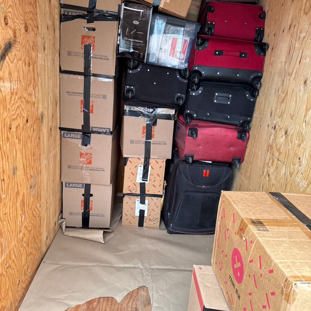HOT SHOT MOVERS